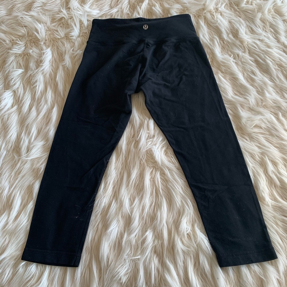 Lululemon wunder under leggings size 4